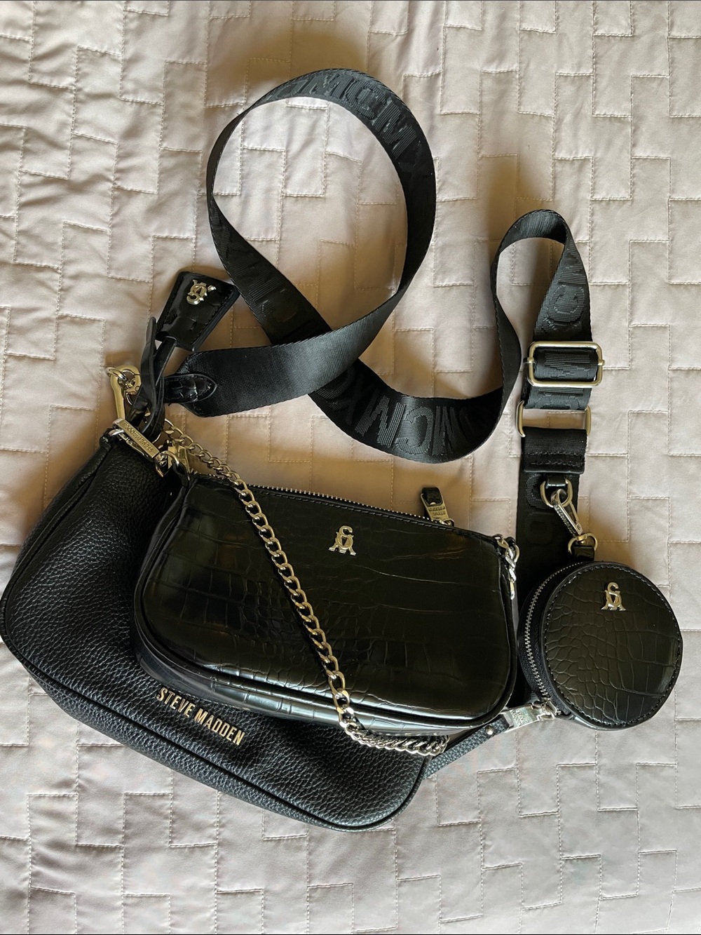 Steve Madden Black Multi-Piece Convertible Crossbody Set
